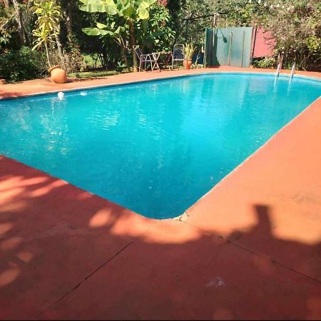 Hotel Y Residencial Amigos Puerto Iguazú Kültér fotó