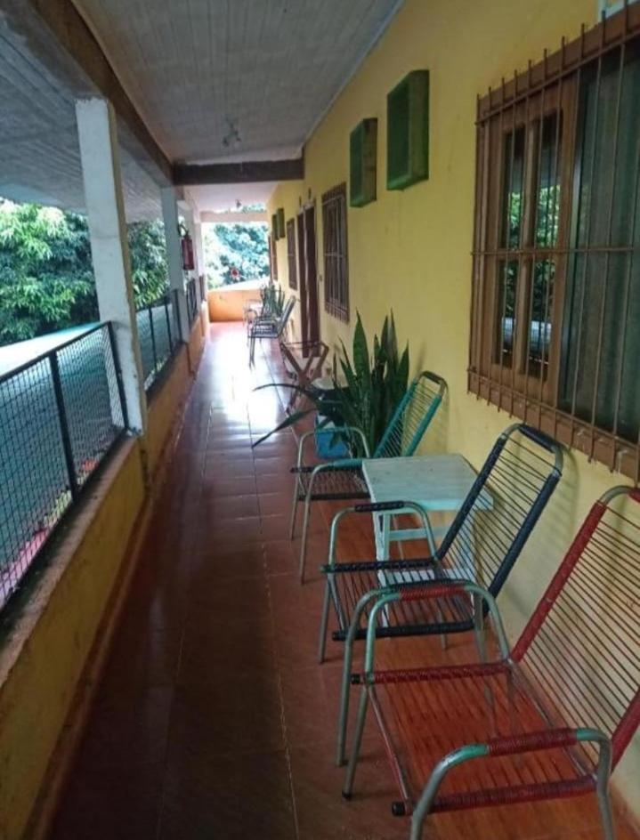 Hotel Y Residencial Amigos Puerto Iguazú Kültér fotó