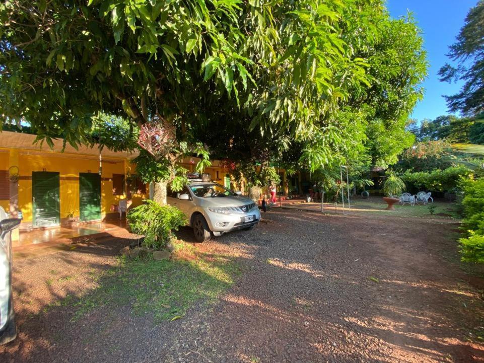 Hotel Y Residencial Amigos Puerto Iguazú Kültér fotó