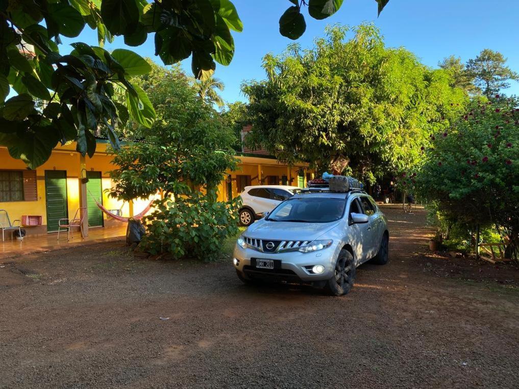 Hotel Y Residencial Amigos Puerto Iguazú Kültér fotó